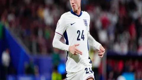 和平精英平民玩家蚀骨外瞬秒敌技巧分享